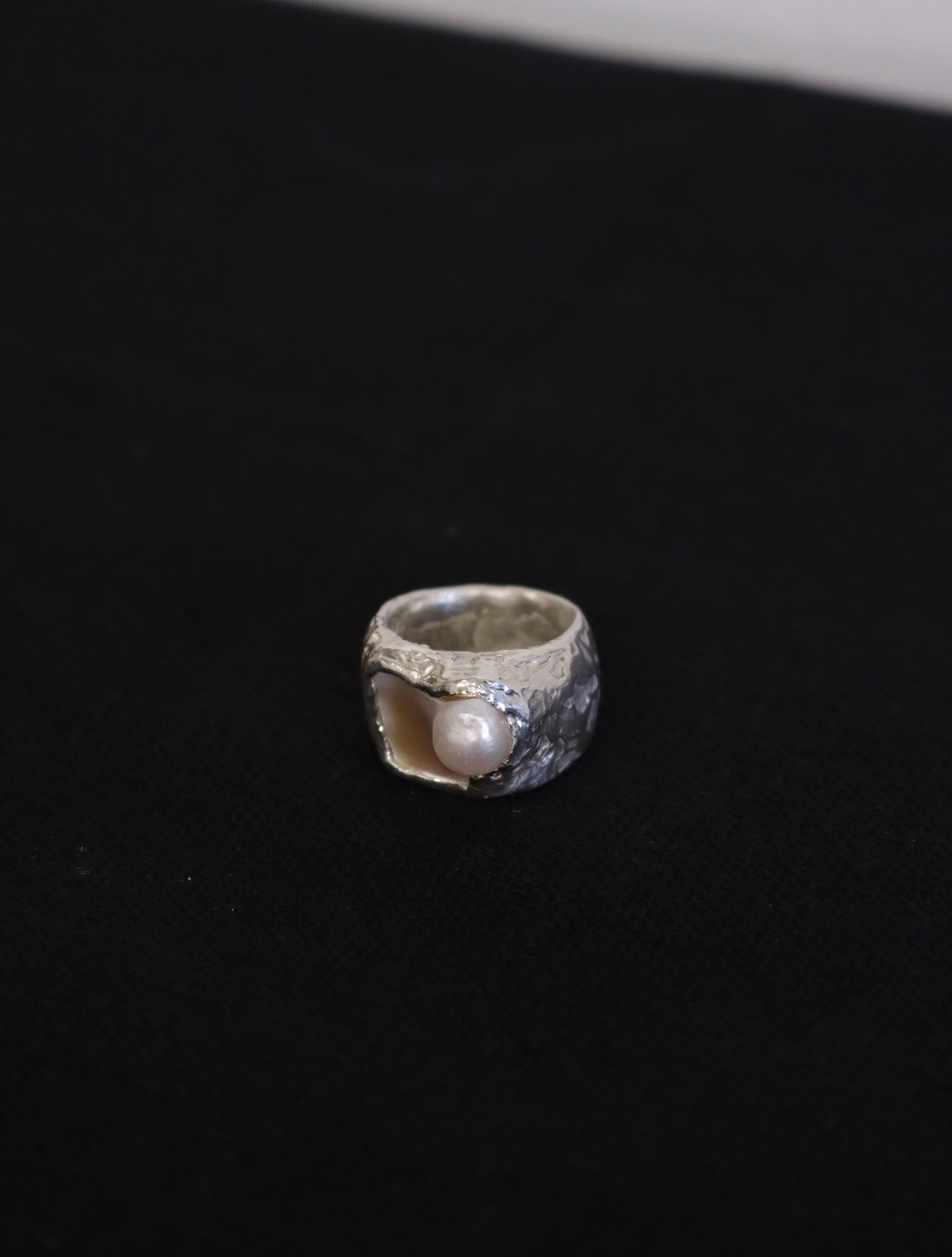 Keshi Pearl Ring