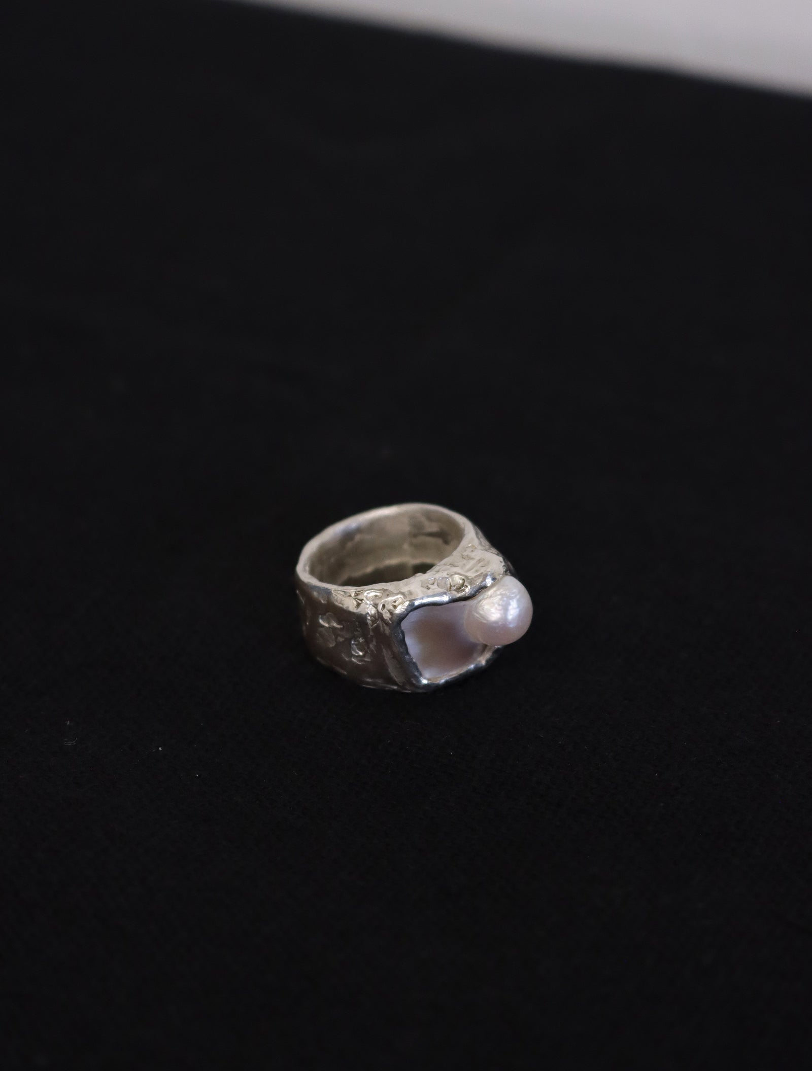 Keshi Pearl Ring
